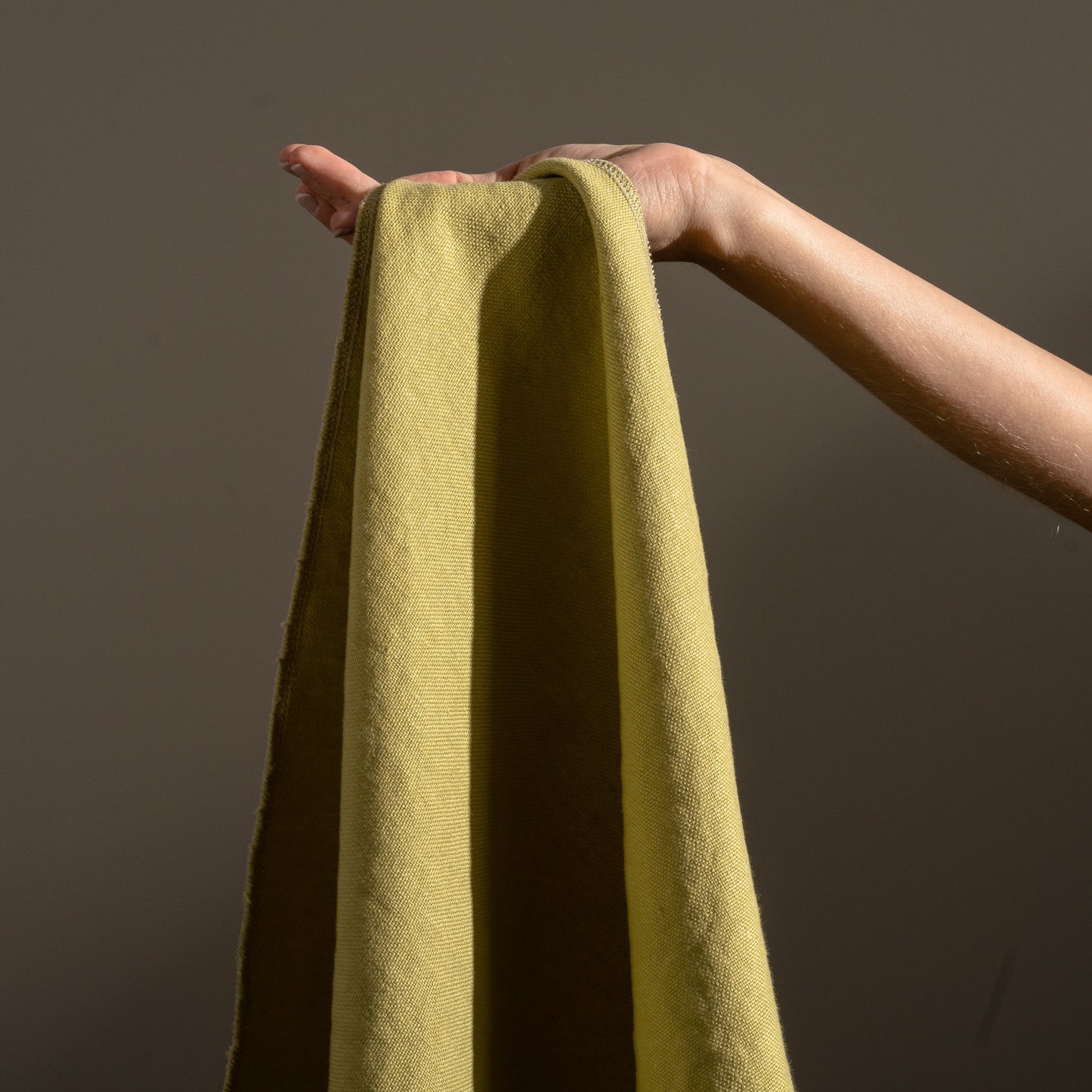 12 oz/sq yard 100% Upholstery/ Slipcover Weight Linen in Husk Swatch