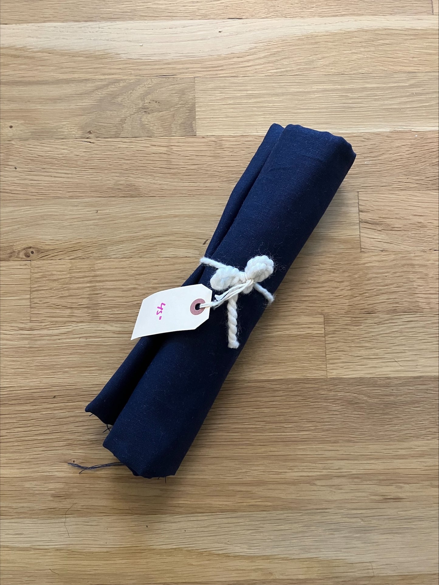 SALE 5.5 oz Linen in Navy (45")