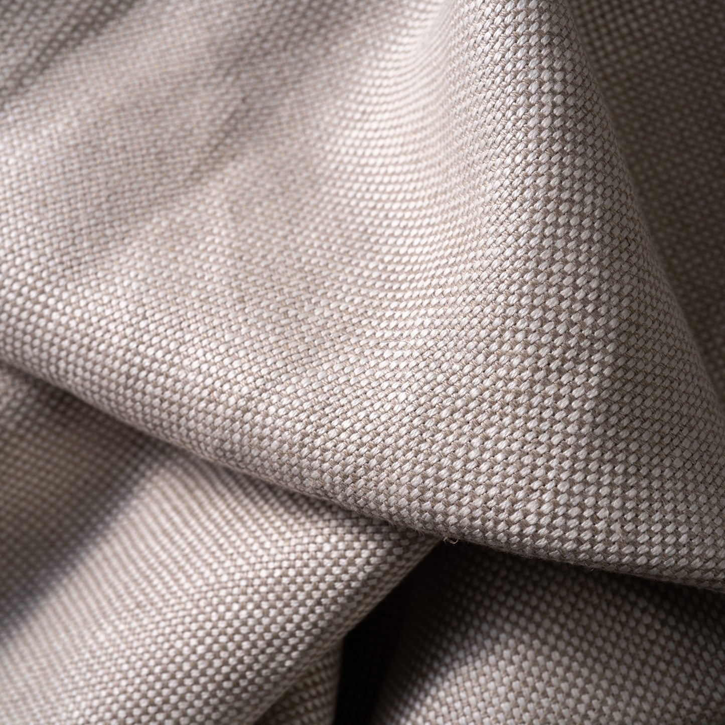 14.5 oz/sq yard 100% Upholstery Weight Linen in Mixed Natural Swatch