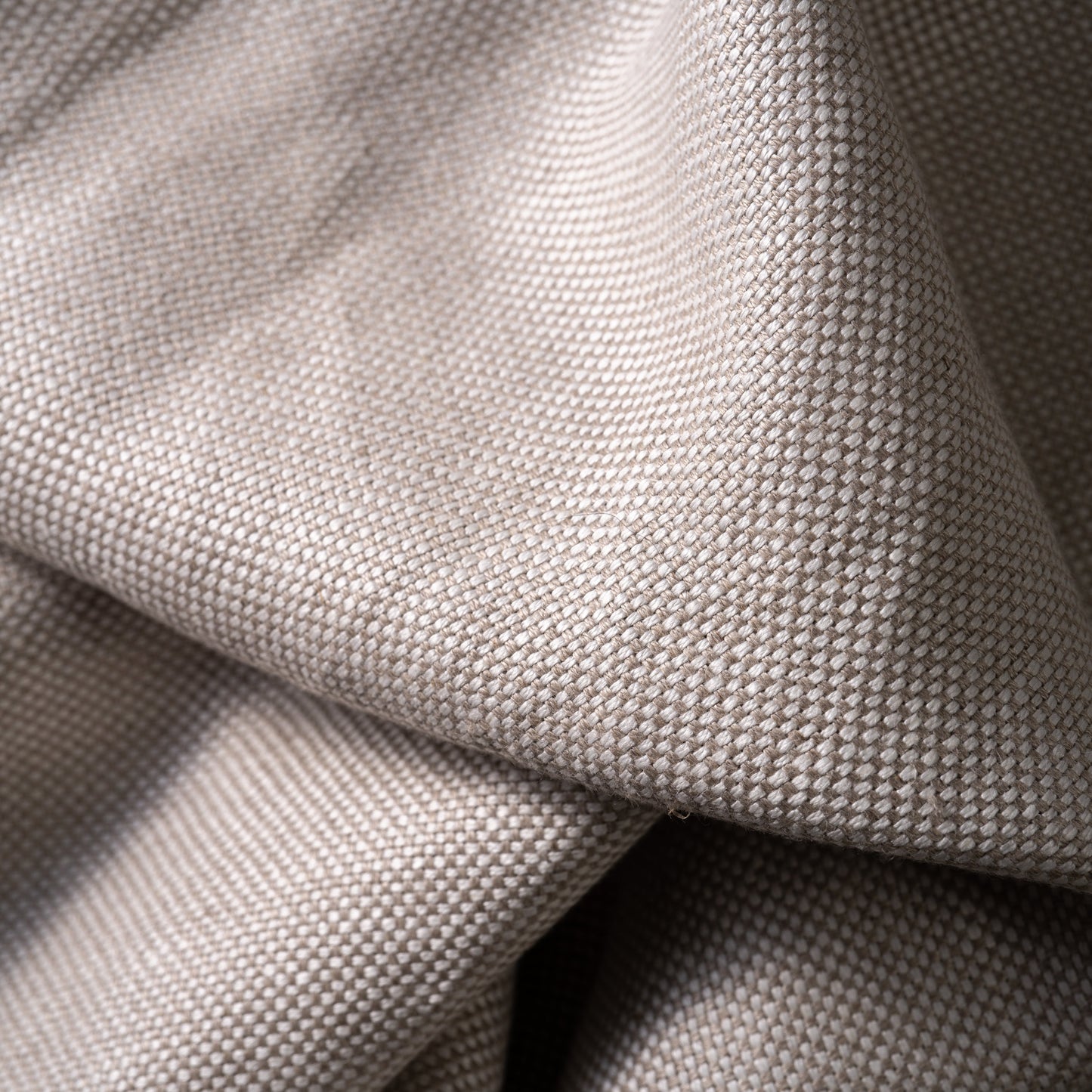 14.5 oz/sq yard 100% Upholstery Weight Linen in Mixed Natural